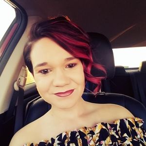 Meet your Posher, Danelle